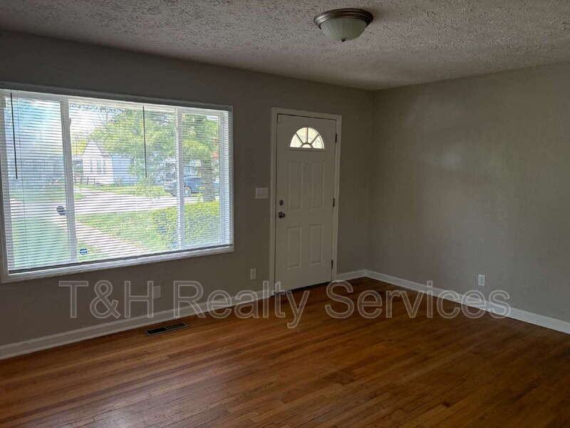 4615 N Hartman Dr - Photo 5 of 20