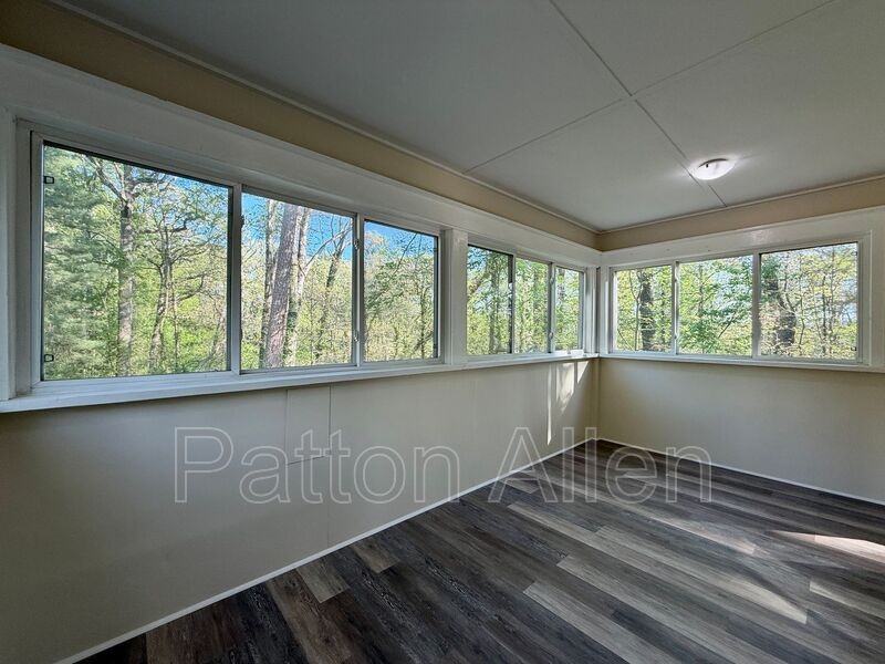 92 Westover Dr - Photo 7 of 39