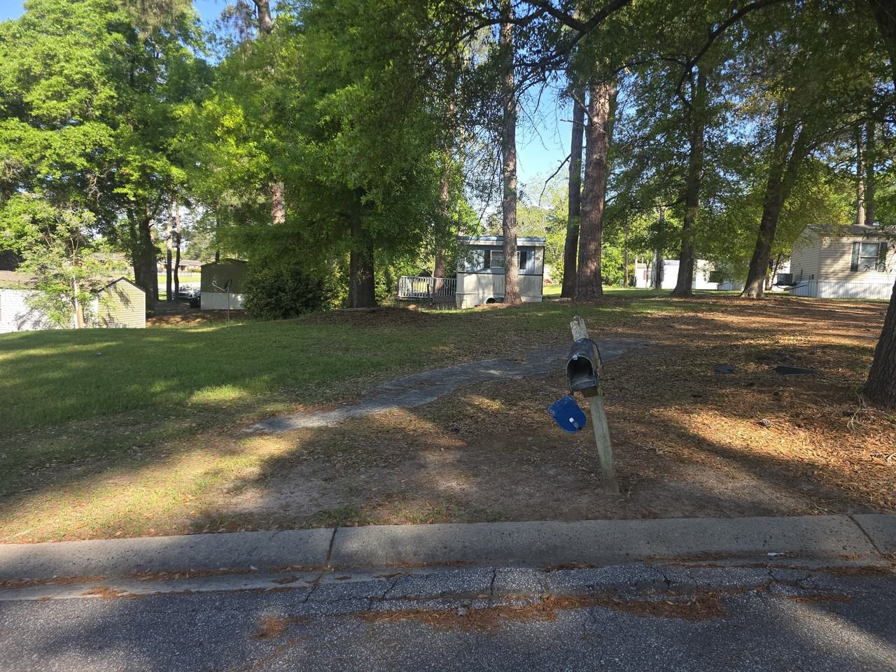 708 Stiff Fokes St - Photo 6 of 7