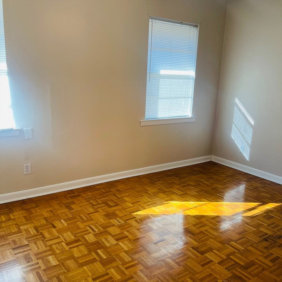 309 Quincy St - Photo 2 of 8