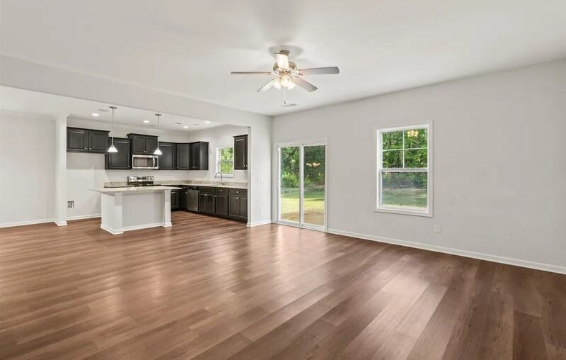 1081 Old Town Rd - Photo 5 of 9