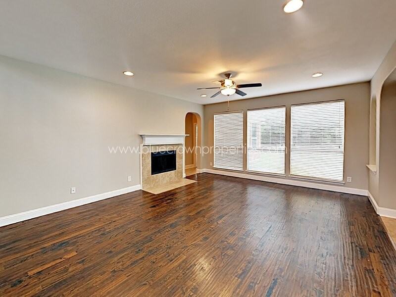 901 Mesquite Dr - Photo 7 of 24