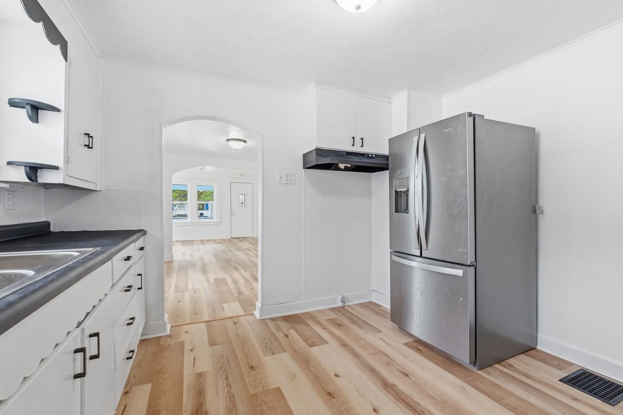 2012 Arrow Ave #1 - Photo 3 of 20