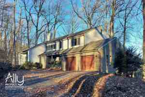 featured image of 501 Rookwood Pl