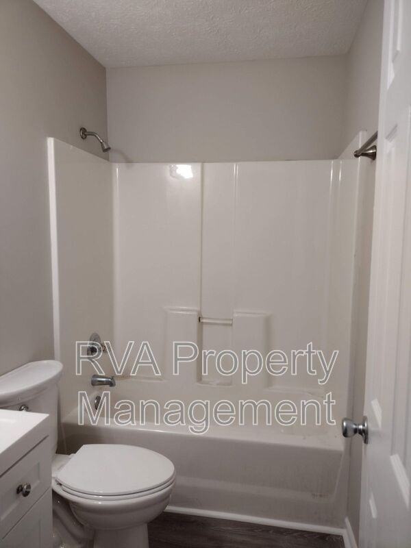 6105 Varina Point Ln - Photo 5 of 15