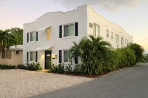 featured image of 2034 Washington St