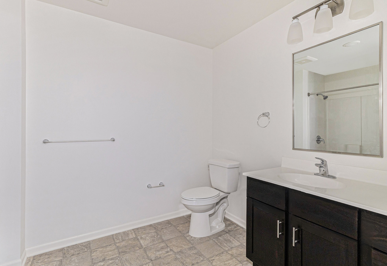 7850 East Jefferson - Photo 6 of 14