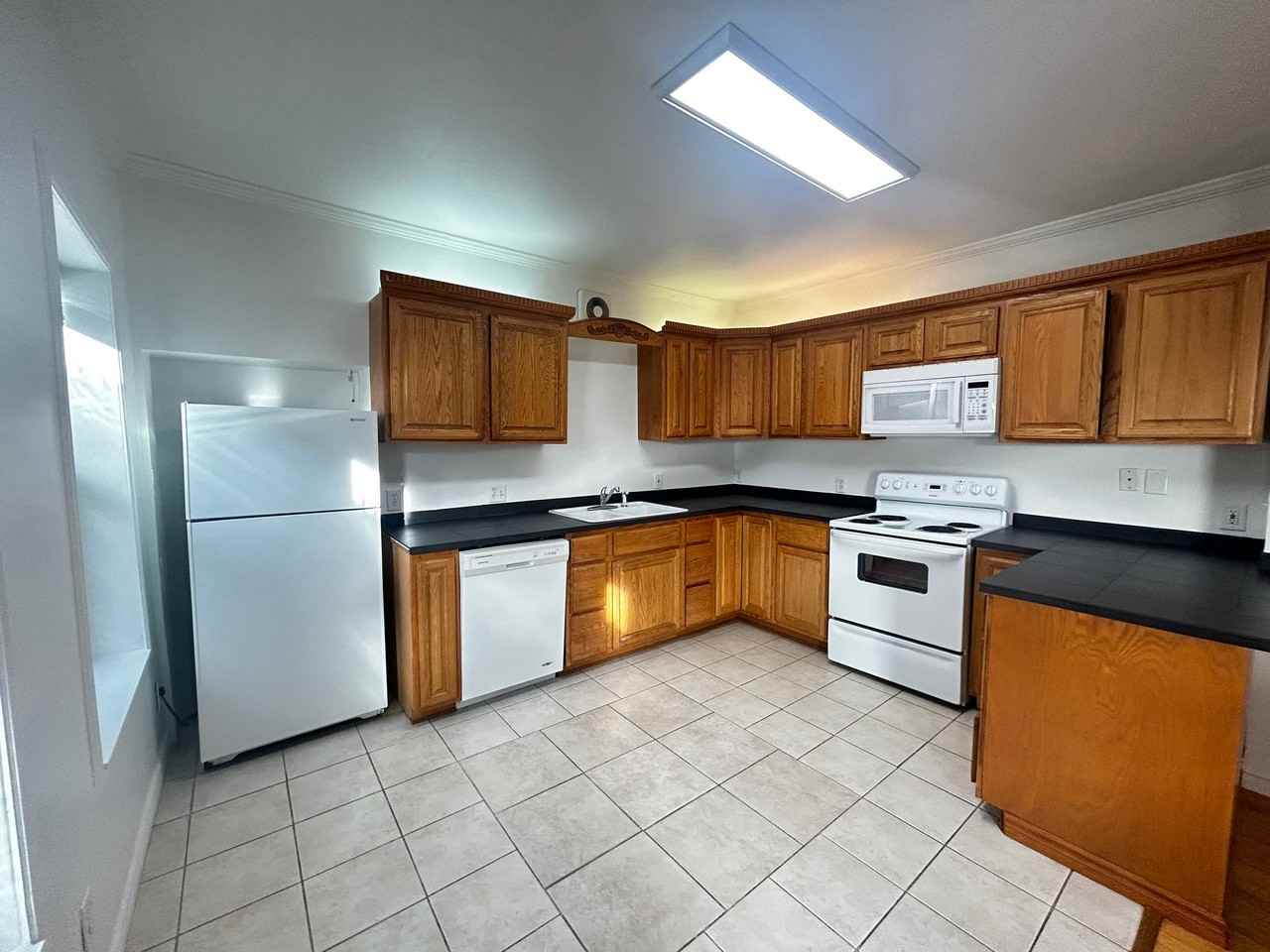Osmun Apartments - Photo 6 of 11