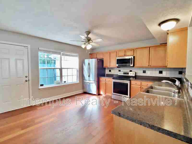 325 Shoshone Pl - Photo 6 of 23