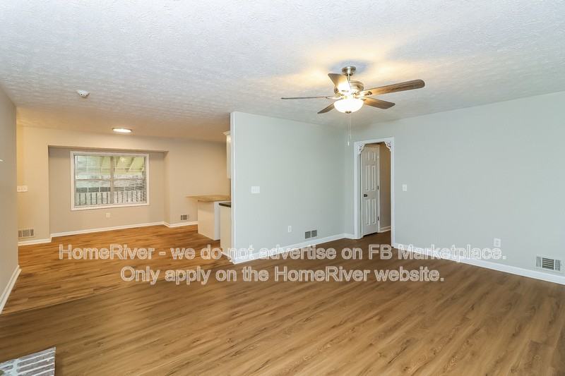 2025 Old Concord Dr Se - Photo 2 of 18