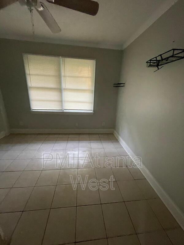 1715 Highland Pl - Photo 6 of 18