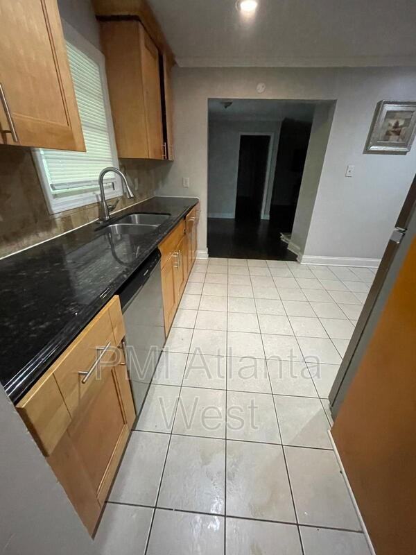 1715 Highland Pl - Photo 7 of 18