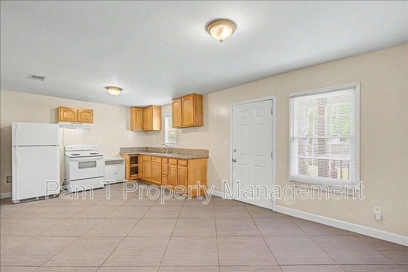 701 Atlanta St - Photo 7 of 25