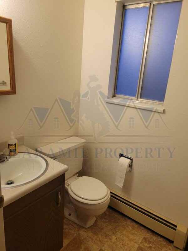 708 Downey St #10 - Photo 6 of 12