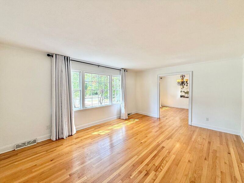 1402 Hedgelawn Way - Photo 4 of 35