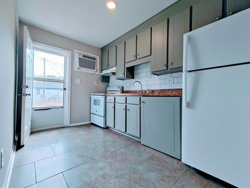 4405 Layola Ave - Photo 2 of 9