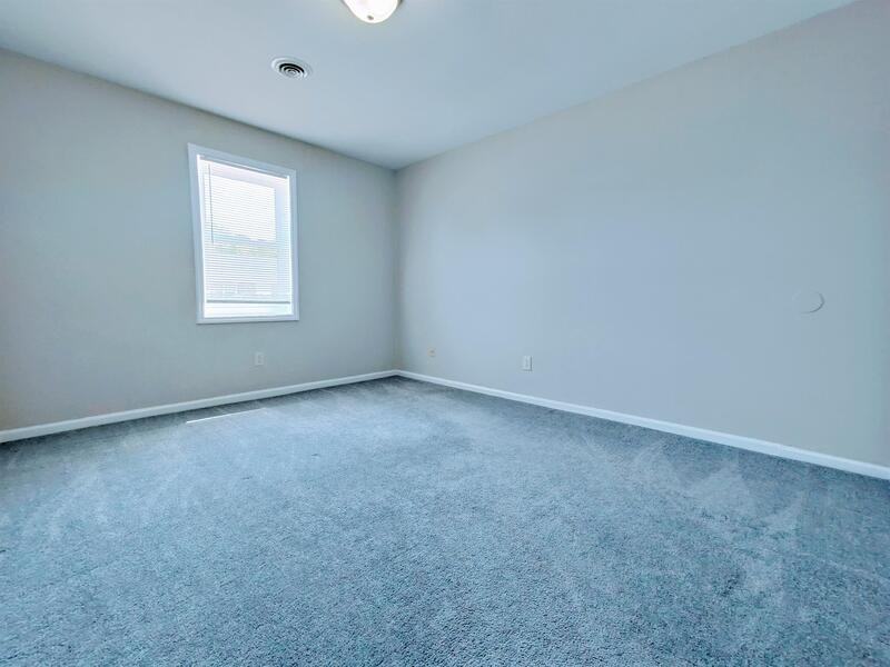 4137 Sunset Ave - Photo 4 of 9