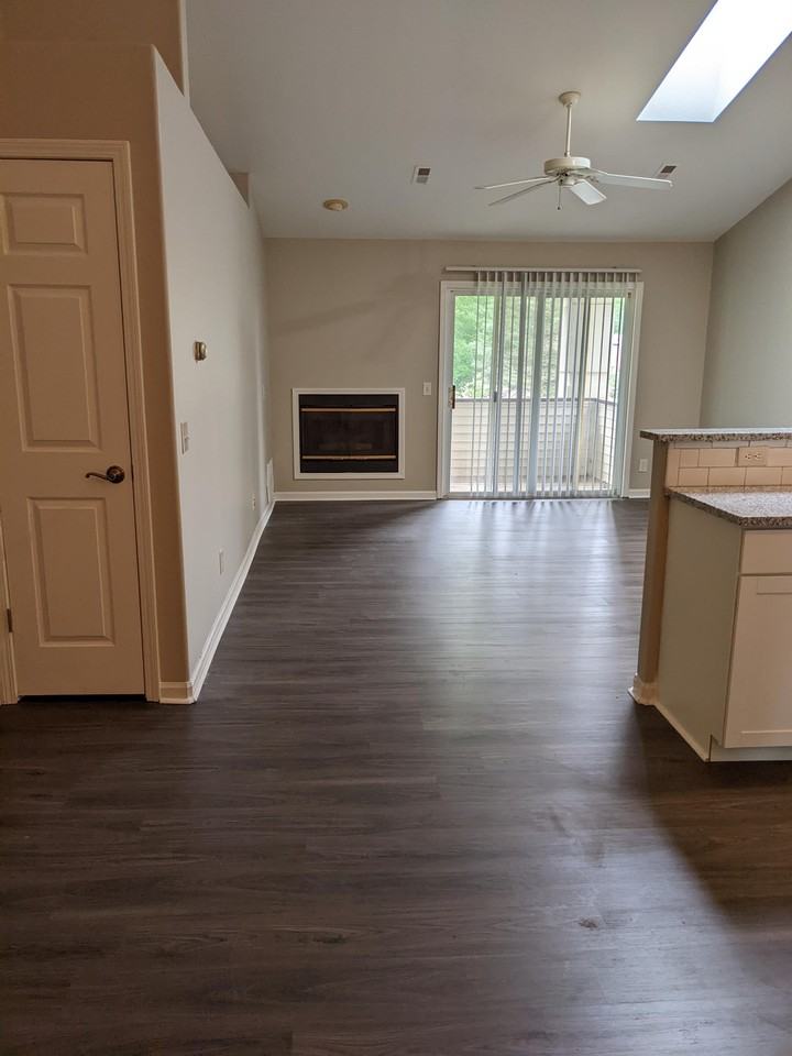 Oasis at InverWest *EPM* - Photo 7 of 50