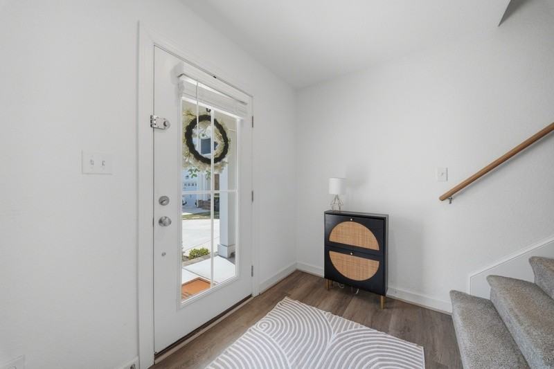 4331 Pinter Ln - Photo 5 of 39