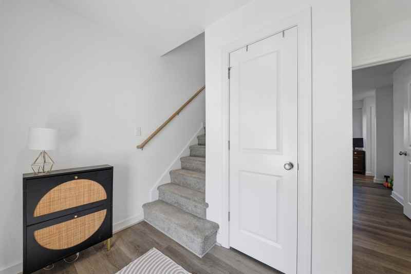 4331 Pinter Ln - Photo 6 of 39