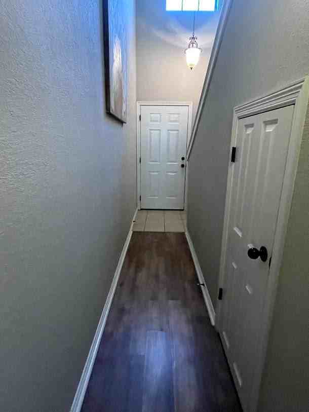 1063 West Malibu Street - Photo 5 of 11