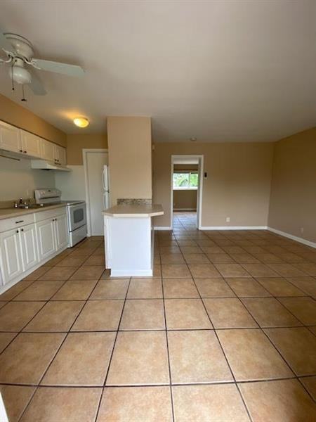 1440 Miami Road - Photo 5 of 25