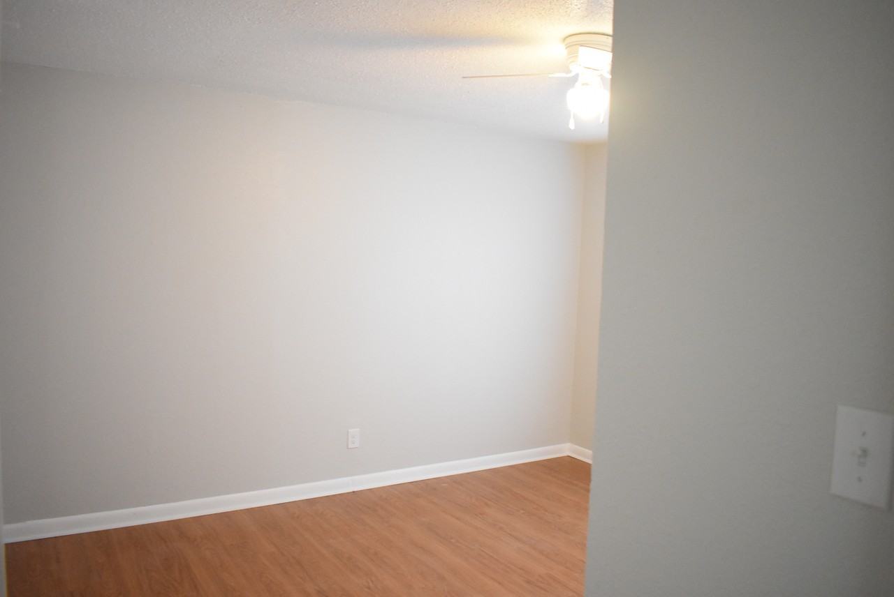 2433 Woden Road - Photo 2 of 11