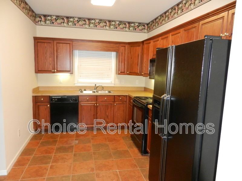 4537 Guilford Cir - Photo 5 of 10