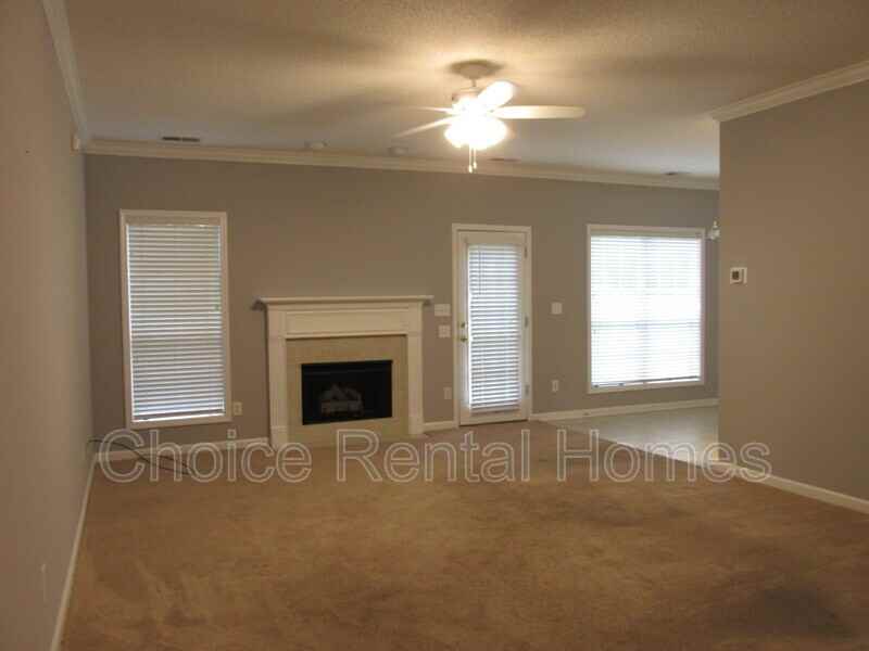 102 Aaron Parc Ct - Photo 2 of 26