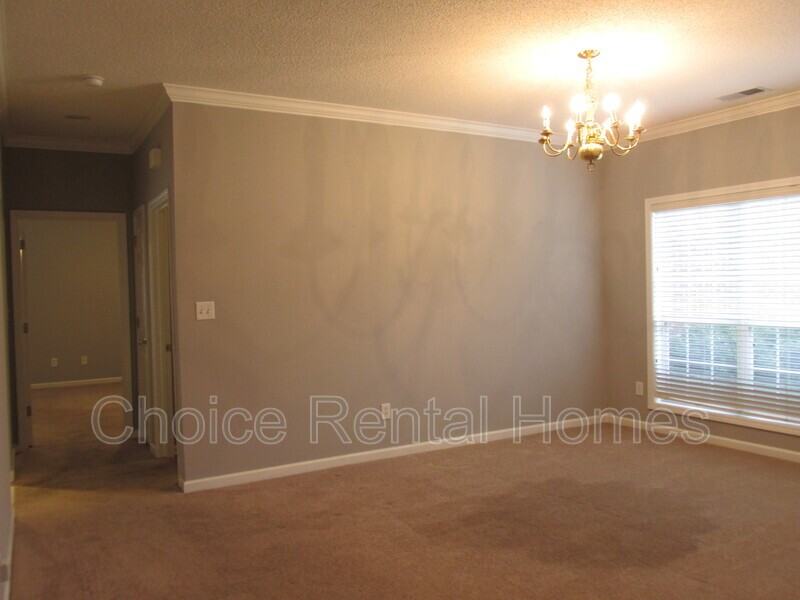 102 Aaron Parc Ct - Photo 3 of 26