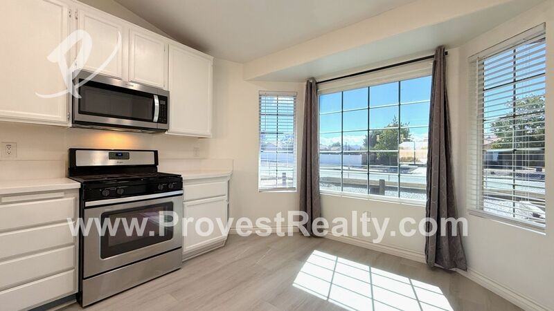 6743 Banyan Ave - Photo 7 of 19