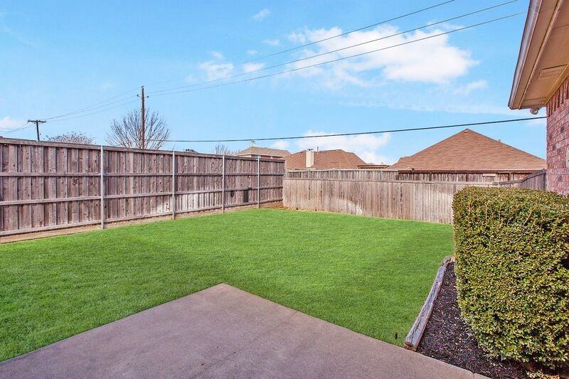 10716 Trestles Rd - Photo 2 of 37