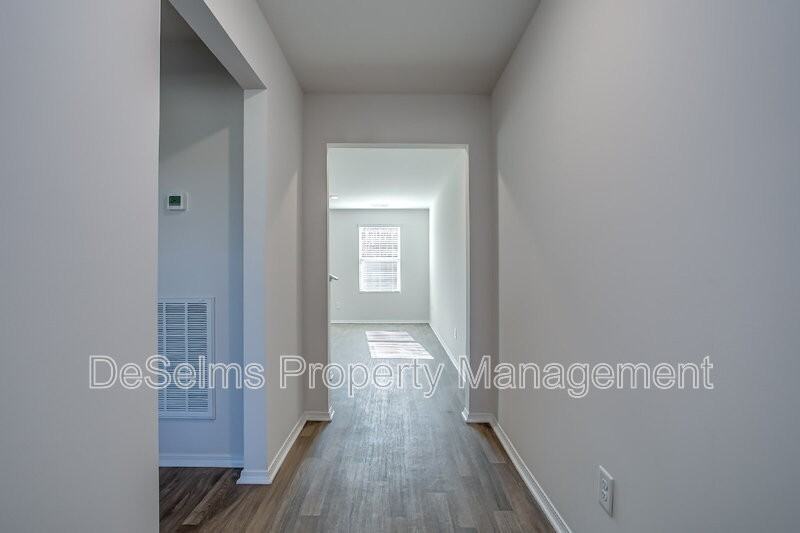 2206 Yearling Dr - Photo 4 of 28