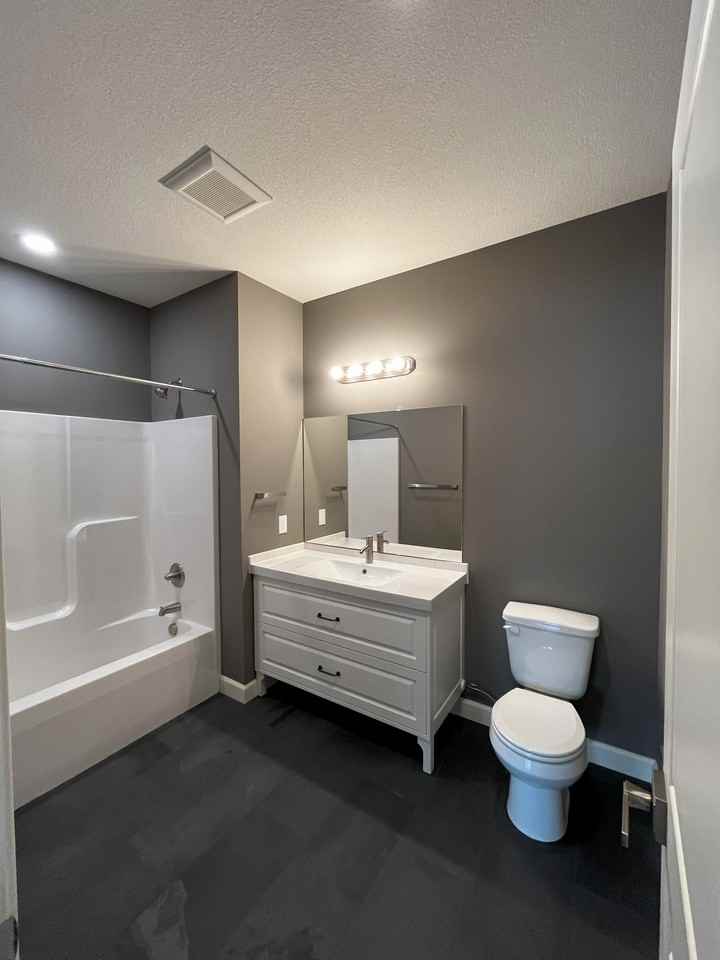 1733 Massachusetts Street - Photo 6 of 15