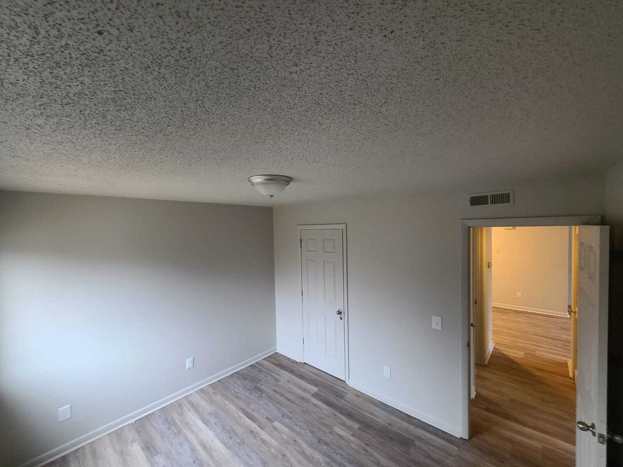 410 South Ayersville Road - Photo 6 of 14