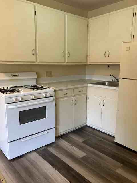 Washington 1610 - Photo 5 of 11