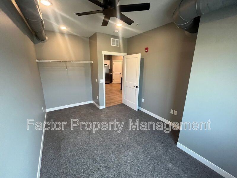 960 N 3rd St #308 - Photo 7 of 12