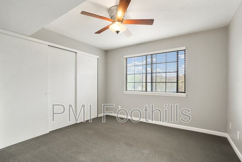 832 S Vance St #F - Photo 7 of 15