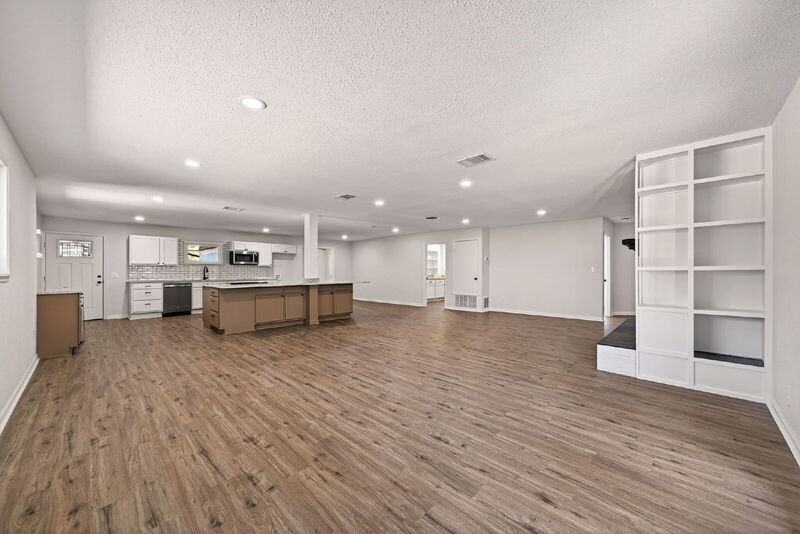 192 Oriole Dr - Photo 4 of 29