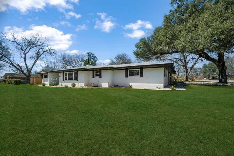 192 Oriole Dr - Photo 5 of 29