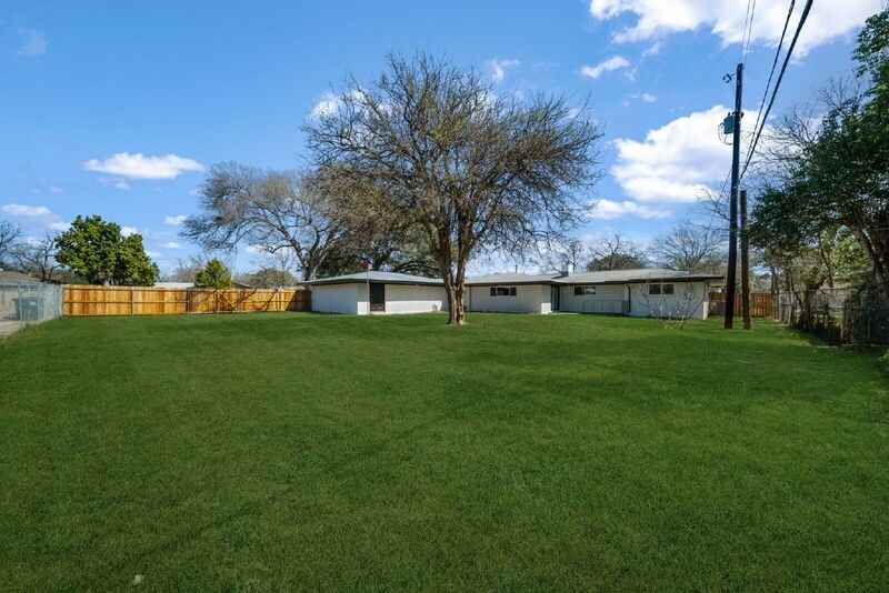 192 Oriole Dr - Photo 6 of 29