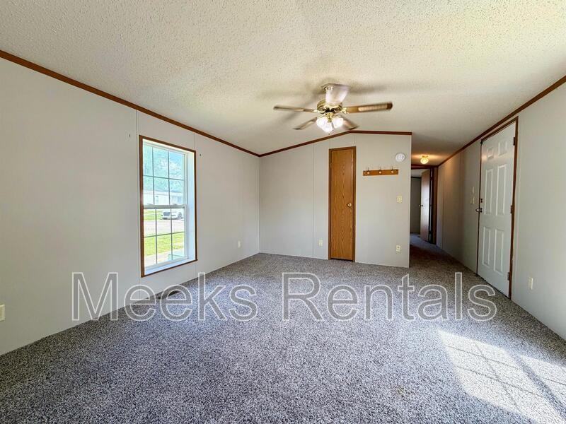 17 Riddle Mobile Home Park - Photo 2 of 13