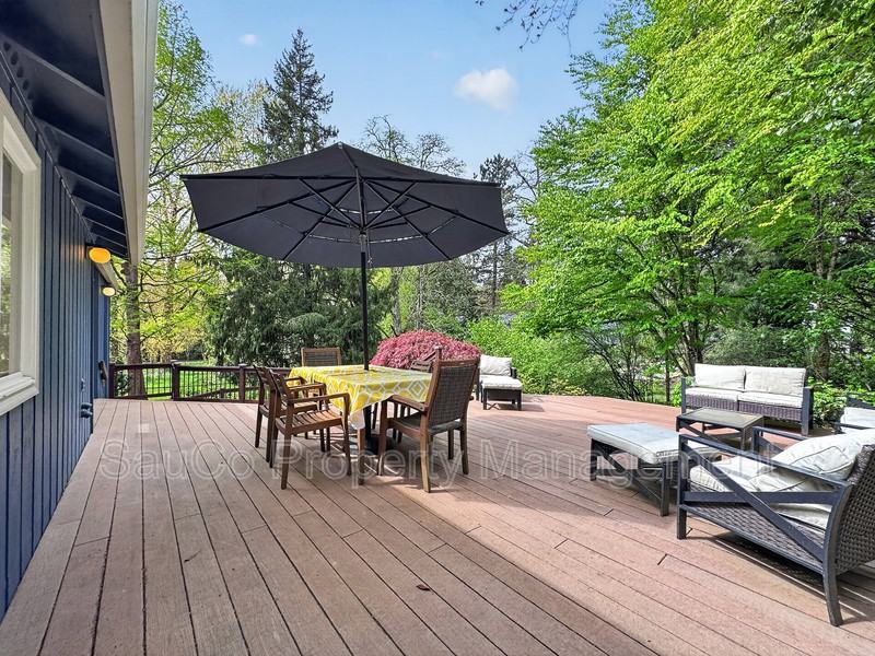 5701 Sw Hamilton St - Photo 4 of 38