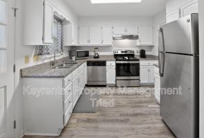 featured image of 115 S Mendenhall St #C