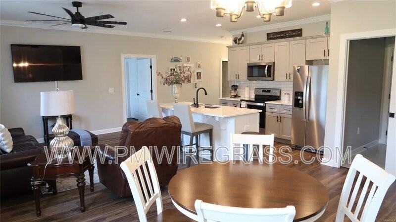 174 Sandy Hills Ct - Photo 6 of 41