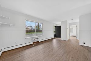 featured image of 151 E Mchattie St