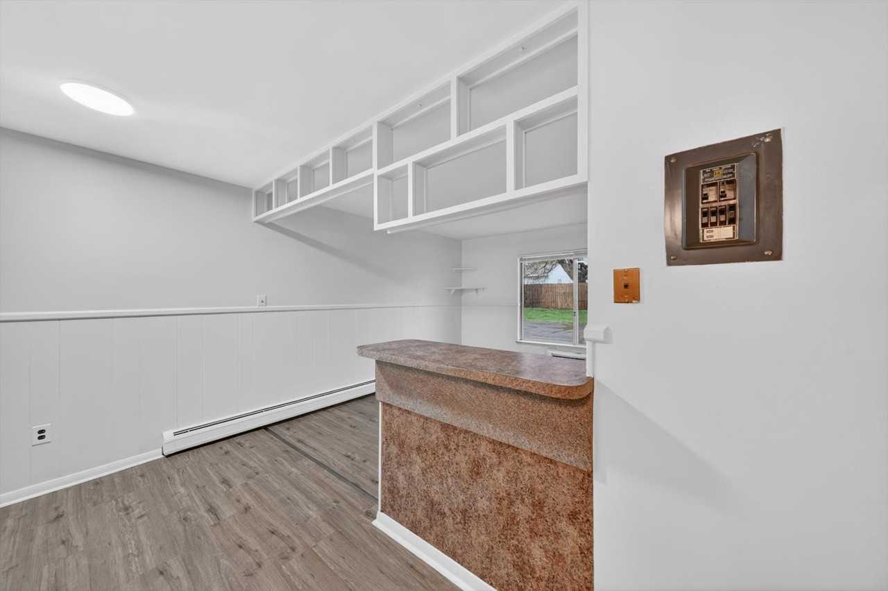 151 East McHattie Street - Photo 7 of 18