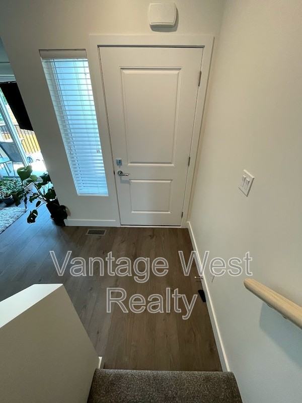 1100 Findlay Rd - Photo 3 of 24