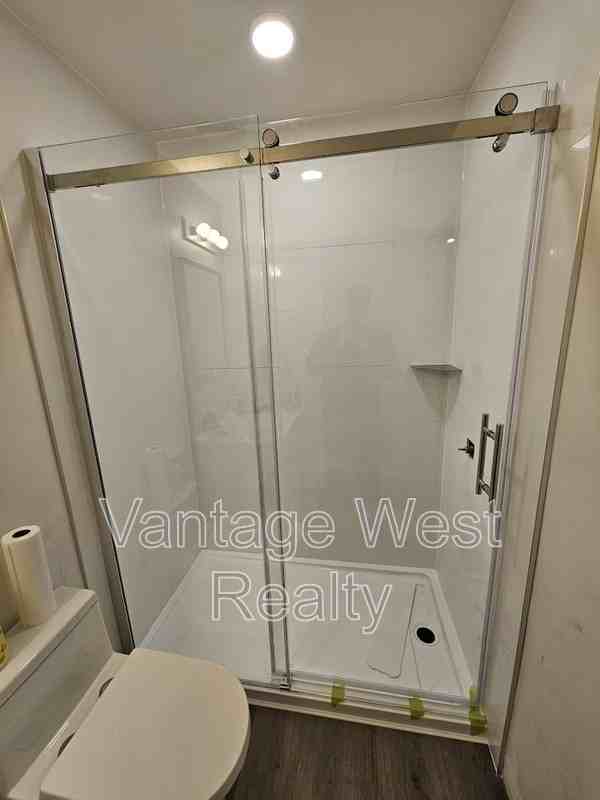 1100 Findlay Rd - Photo 6 of 24