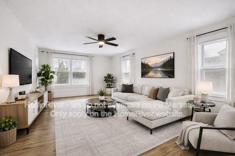 289 Hilton Ave - Photo 2 of 40
